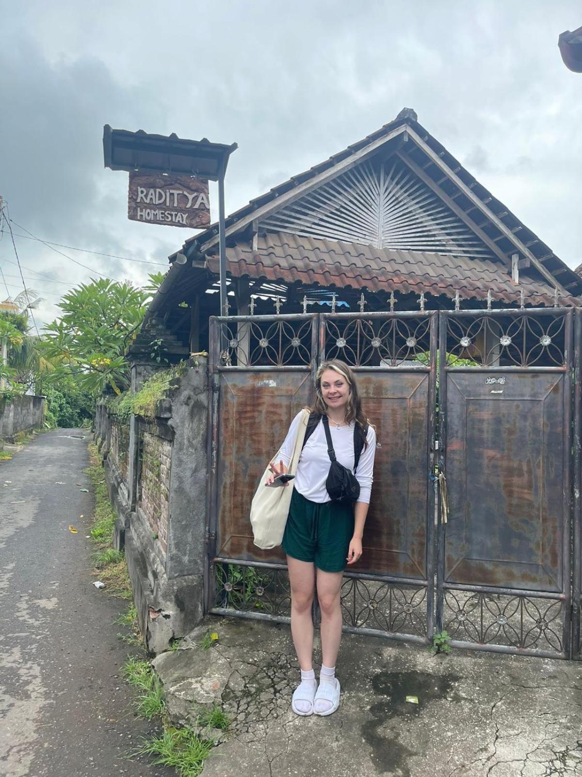 Raditya Homestay Mambat Εξωτερικό φωτογραφία